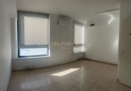 Agios Athanasios, Cipro