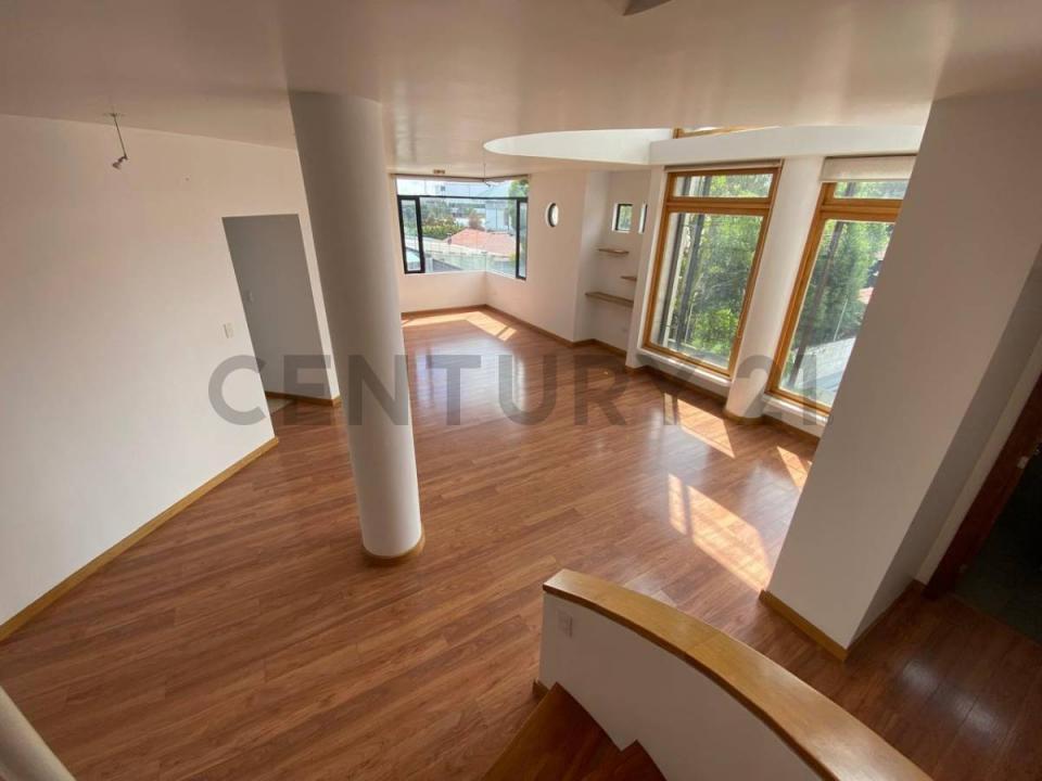Urbanización Bromelias, pasaje Dolomitas, Edificio Dolomitas, Departamento 4 s/n, Quito, Pichincha 00001, 厄瓜多爾