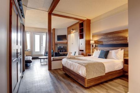 44  Av. de l'Auberge, Orford, Québec J1X 6J3, Canada