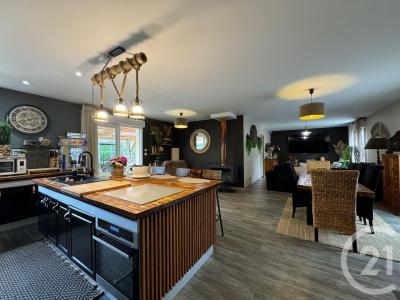 Grandru, Picardie 60400, Francia