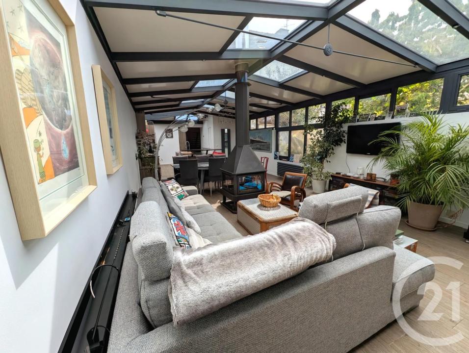 Torcy, Île-de-France 77200, France