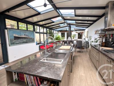 Torcy, Île-de-France 77200, France