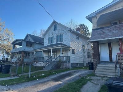 472 E 110th Street, Cleveland, Ohio 44108