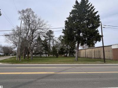434 W 5th Street, Clare, Michigan 48617, USA