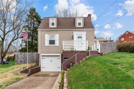 1207 Cloverfield Drive, Baldwin Boro, Pennsylvania 15227, HOA KỲ