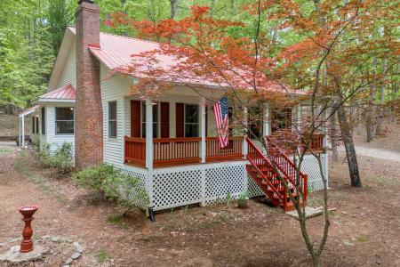 230 Northlake Drive, Sautee Nacoochee, Georgia 30571, USA