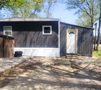 1085 Spring Bay Road 103 Avenue B, East Peoria, Illinois 61611, USA