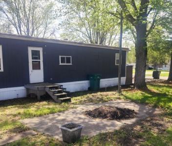 1085 Spring Bay Road 103 Avenue B, East Peoria, Illinois 61611, USA