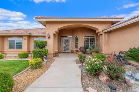 15015 Sycamore St., Hesperia, 加州 92345, 美國