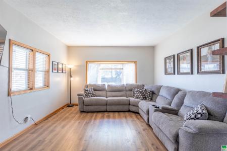 3230 5th Avenue, Sioux City, Iowa 51106, USA