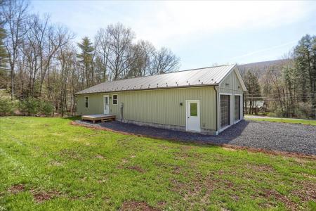 3497 New Lancaster Valley Road, Milroy, Pennsylvania 17063, USA
