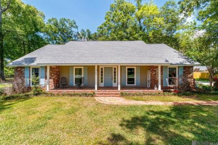 16723 Buckner Dr, Greenwell Springs, Louisiana 70739, USA