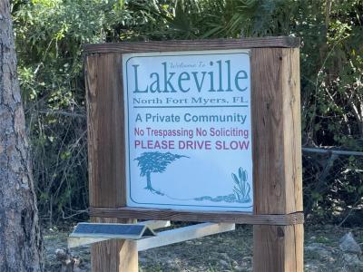 2367 Deerfield Lane, North Fort Myers, Flórida 33917, Estados Unidos