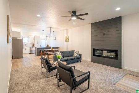 702 17th St Se #2, Orange City, Iowa 51041, Stati Uniti