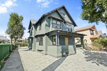 2745 Kenwood Avenue, Los Angeles, カリフォルニア 90007, アメリカ合衆国