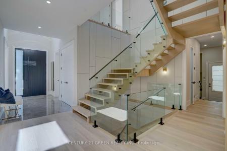 49 GRANTBROOK STREET, Toronto, Ontario M2R 2E8, Canadá