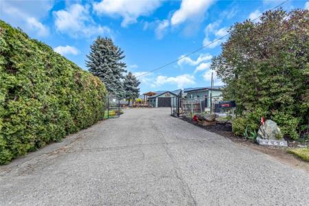 4660 SCOTTY CREEK ROAD, Kelowna, British Columbia V1X 6N2, Canada