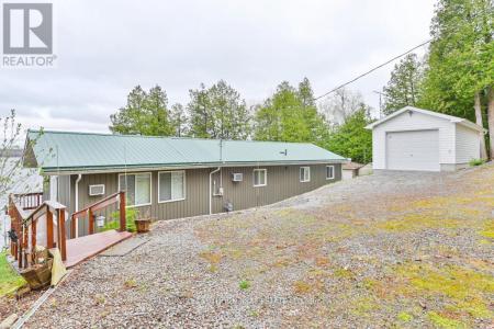 192 BLAKELY LANE, Centre Hastings, Ontario K0K 2K0, Kanada