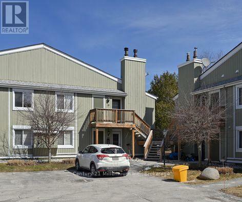 17 DAWSON DRIVE, Collingwood, Ontario L9Y 5B4, Canada