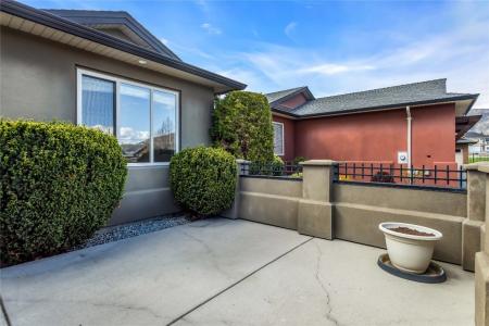3693 SONOMA PINES DRIVE, West Kelowna, Colúmbia Britânica V4T 2Y2, Canadá