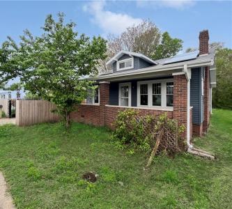 605 N 15th St, Mattoon, Illinois 61938, USA