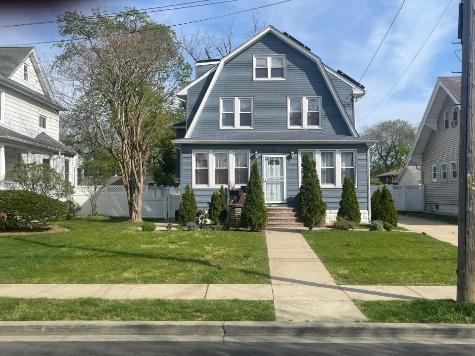 58 7th Street, Valley Stream, New York 11581