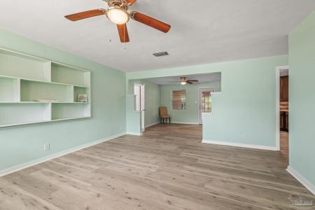 182 Seminole Trl, Pensacola, Florida 32506, USA