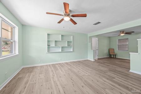 182 Seminole Trl, Pensacola, Florida 32506