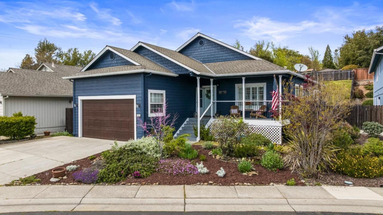 13003 Sweetbriar Court, Auburn, California 95603