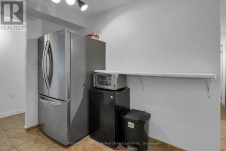 695 RICHMOND STREET, London East (east F), Ontario N6A 5M8, Canadá