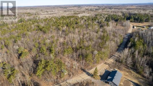 02 MINEVIEW ROAD, Whitewater Region, Ontario K0J 1Y0, Canada