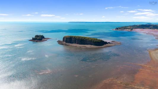 3 TWO ISLANDS ROAD, Two Islands, Nova Scotia B0M 1S0, Canada