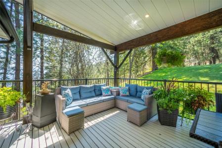 410 CLIFTON ROAD, Kelowna, British Columbia V1V 1A5, Canada