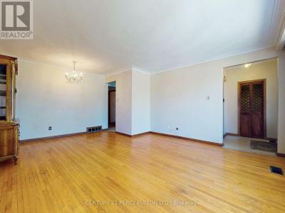 193 BRIMORTON DRIVE, Toronto (woburn), Ontario M1H 2C4, CANADÁ