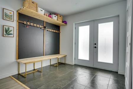 23 Rue Couillard, Saint-Hippolyte, Québec J8A 2P9, Canada