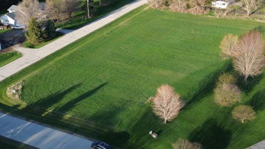 2987 GOLDEN BEAR Court 1, De Pere, Wisconsin 54115, USA