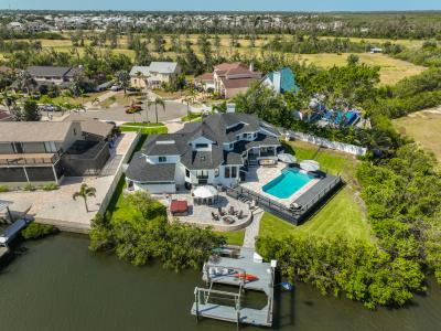 945 Bunker View Dr, Apollo Beach, Florida 33572, USA