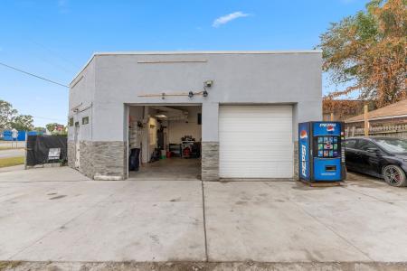 12379 E 8 Mile Road, Warren, Michigan 48089, USA