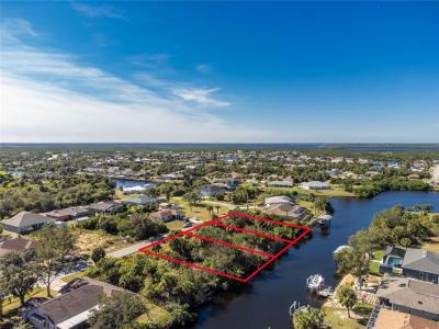 17324, 17332, 17340 Gulfspray Circle, Port Charlotte, Florida 33948