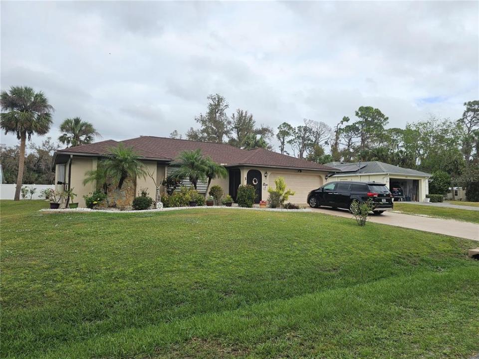 15240 Buswell Avenue, Port Charlotte, Florida 33953