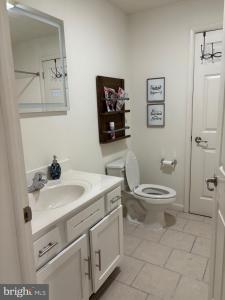 1000 Diamond St #D, Philadelphia, Pennsylvania 19122, USA