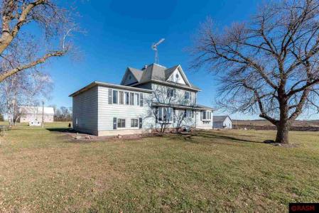 60615 132nd Street, Mapleton, Minnesota 56065