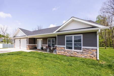 1055 E Brandy Boulevard, Ellettsville, Indiana 47429