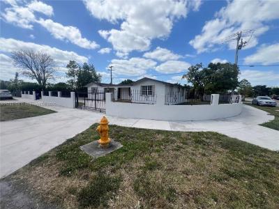 4330 SW 99th Ct, Miami, Florida 33165, USA