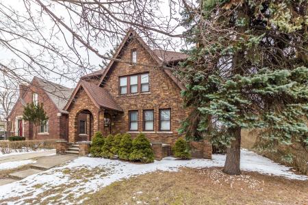 16924 Muirland Street, Detroit, Michigan 48221, USA