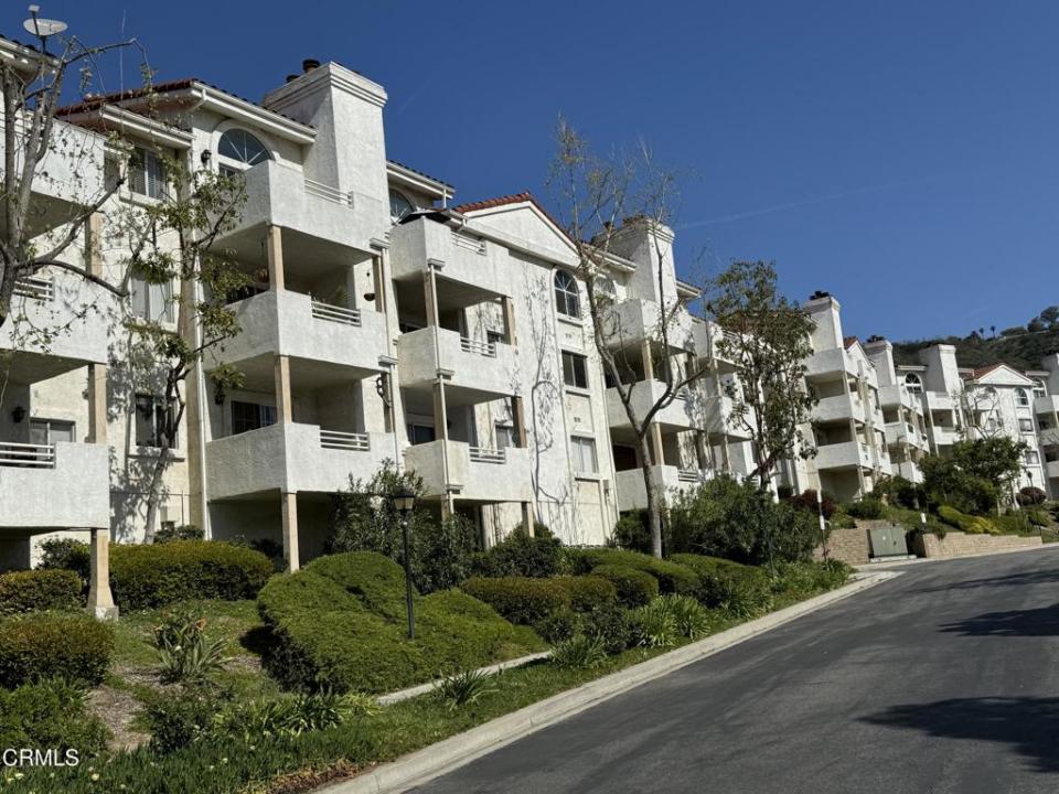 2713 Antonio Drive , 105, Camarillo, California 93010, Stati Uniti