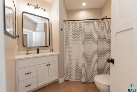 1713 N Rosemary Ave, Sioux Falls, Южная Дакота 57110, Соединенные Штаты