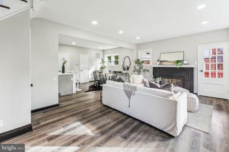 4812 Coleherne Road, Baltimore, Maryland 21229, États-Unis