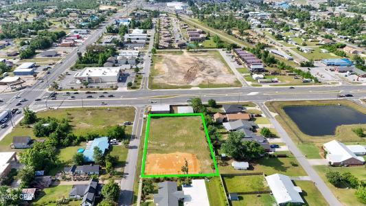 1306 Florida Avenue, Lynn Haven, Florida 32444, USA