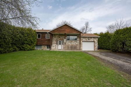 500  Rue Carignan, Boisbriand, Quebec J7G 2M9, Canada